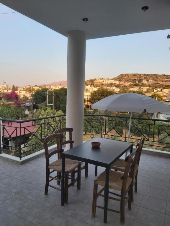 Bodikos Apartments Pitsidia Extérieur photo